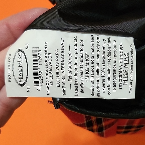 GRUNGE  90's Vintage Red and Black Capacious Tartan Tote with Pleated Design EUC - Picture 5 of 17